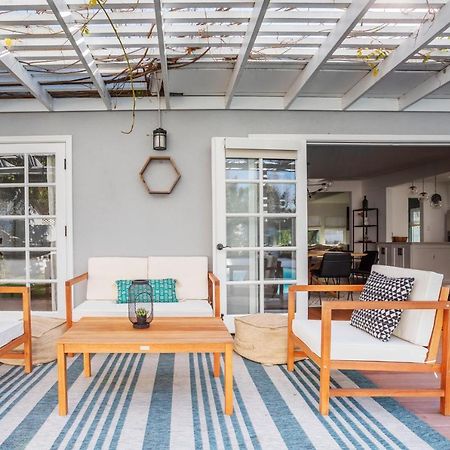 Enchanting Sherman Oaks Home With Pool Permit #Hsr Two One Zero Zero 2605 Los Angeles Luaran gambar