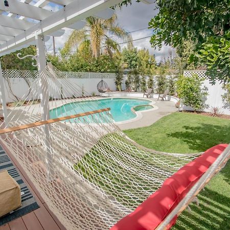 Enchanting Sherman Oaks Home With Pool Permit #Hsr Two One Zero Zero 2605 Los Angeles Luaran gambar