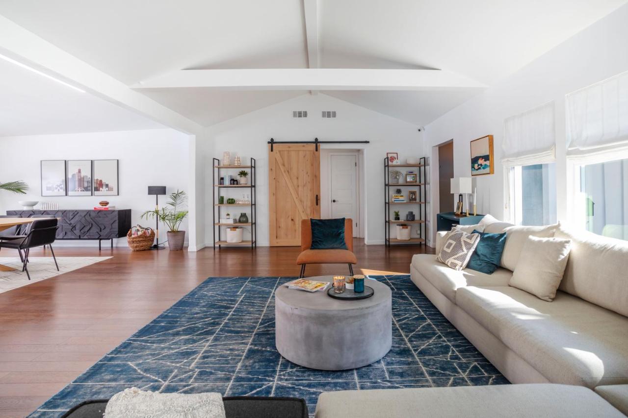 Enchanting Sherman Oaks Home With Pool Permit #Hsr Two One Zero Zero 2605 Los Angeles Luaran gambar