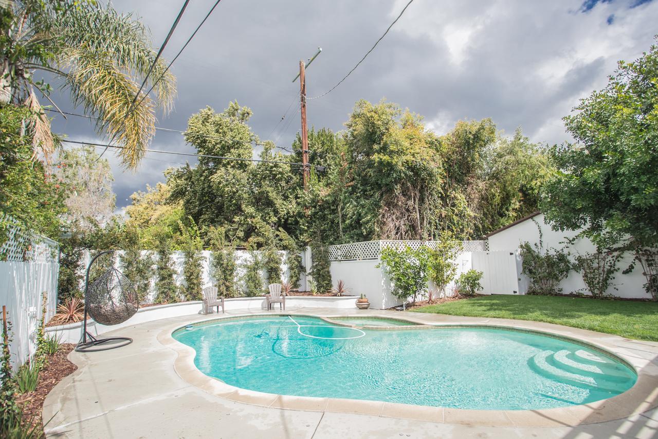 Enchanting Sherman Oaks Home With Pool Permit #Hsr Two One Zero Zero 2605 Los Angeles Luaran gambar